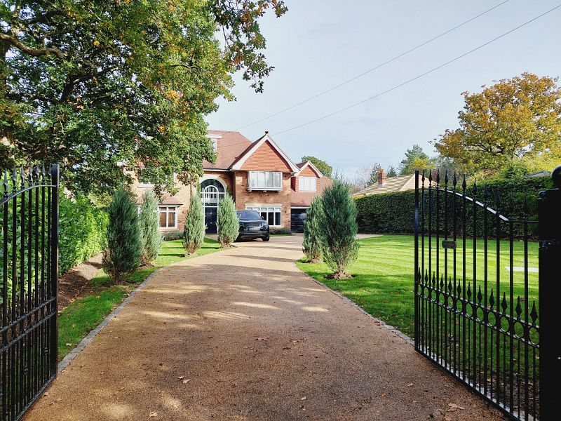 Front Elevation: Eastwick Drive, Great Bookham